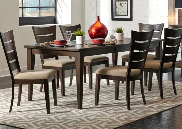 476-CD Pebble Creek II Dining