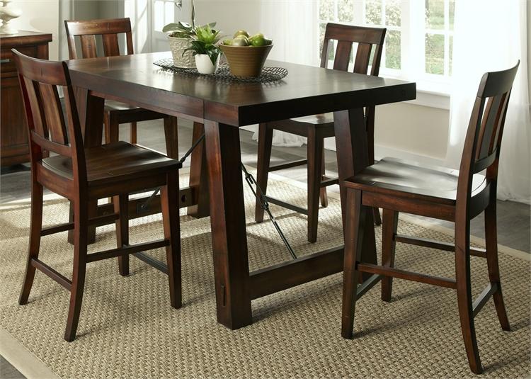 555-CD Tahoe Dining