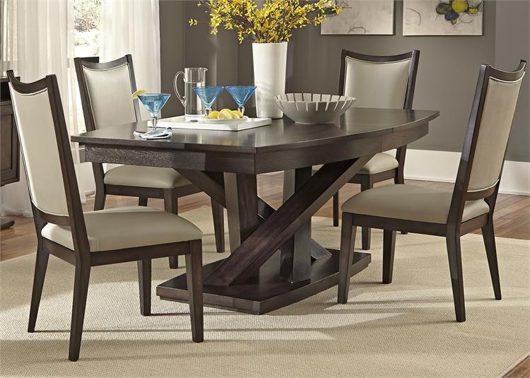 623-DR Southpark Dining