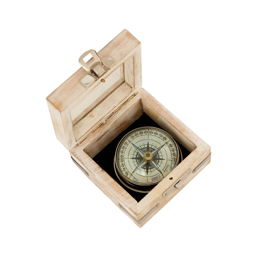 Caspian - Box