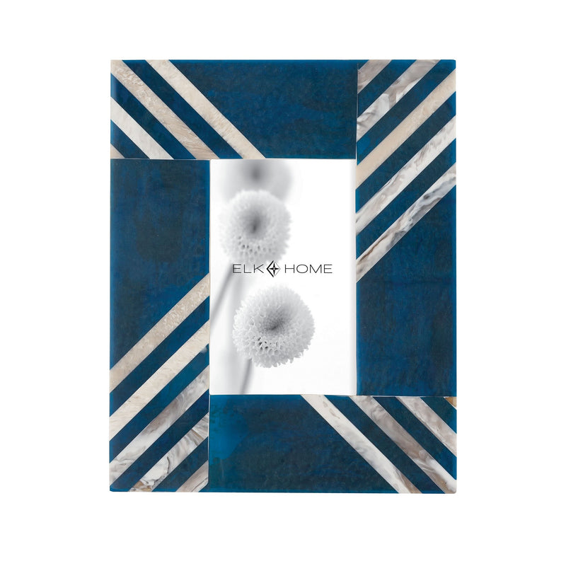 8600 - Stripes